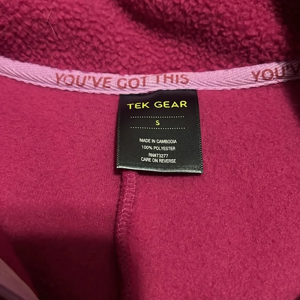 Tek Gear Magenta Fleece Jacket NWT - Picture 5 of 5